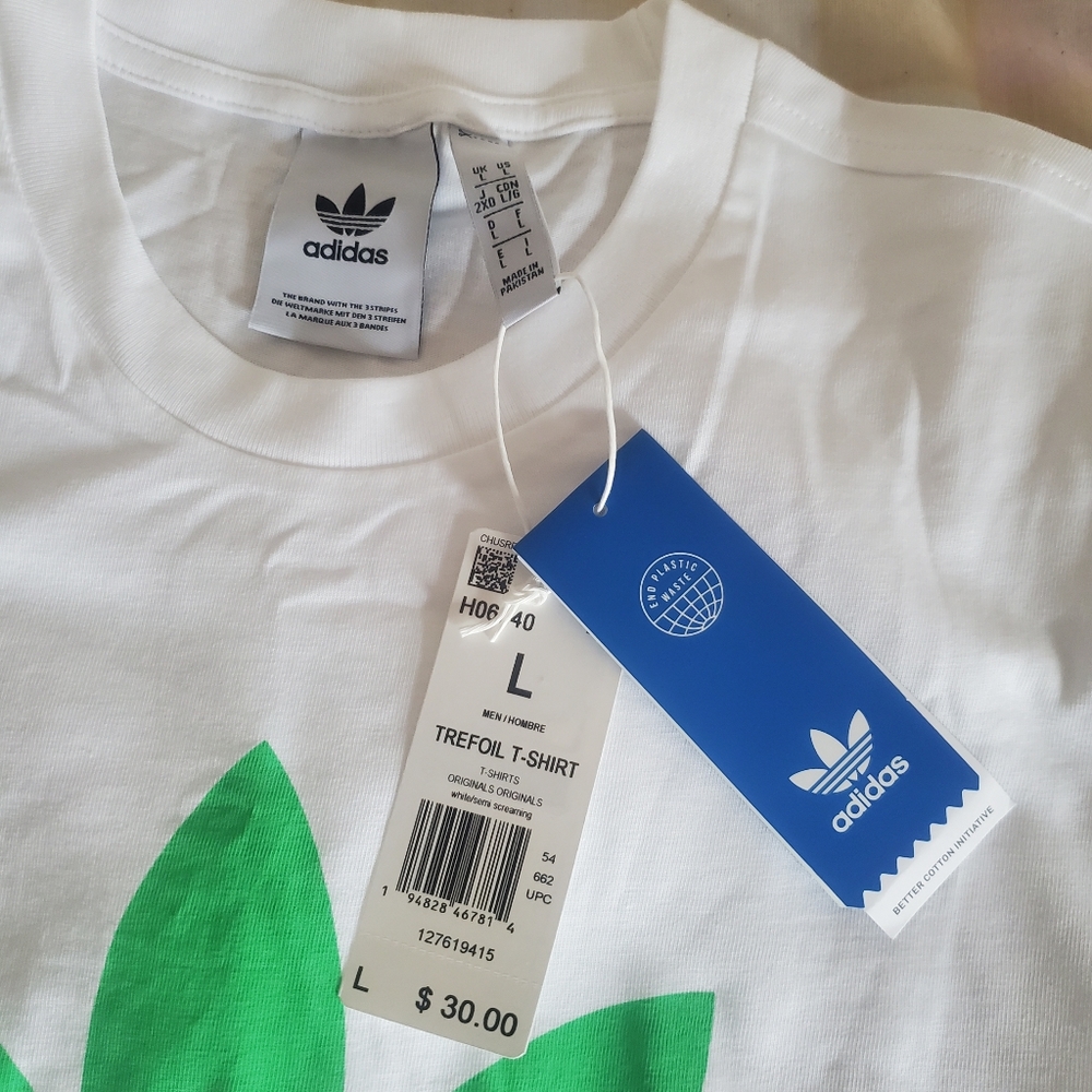 Adidas Tee White with light green trefoil